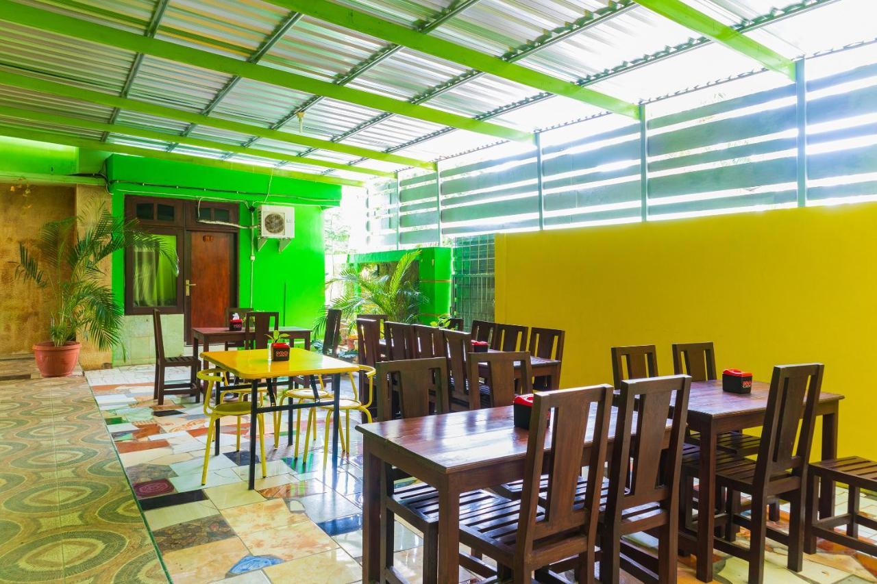 Super Oyo 1682 Greenia Hotel Kupang  Bagian luar foto