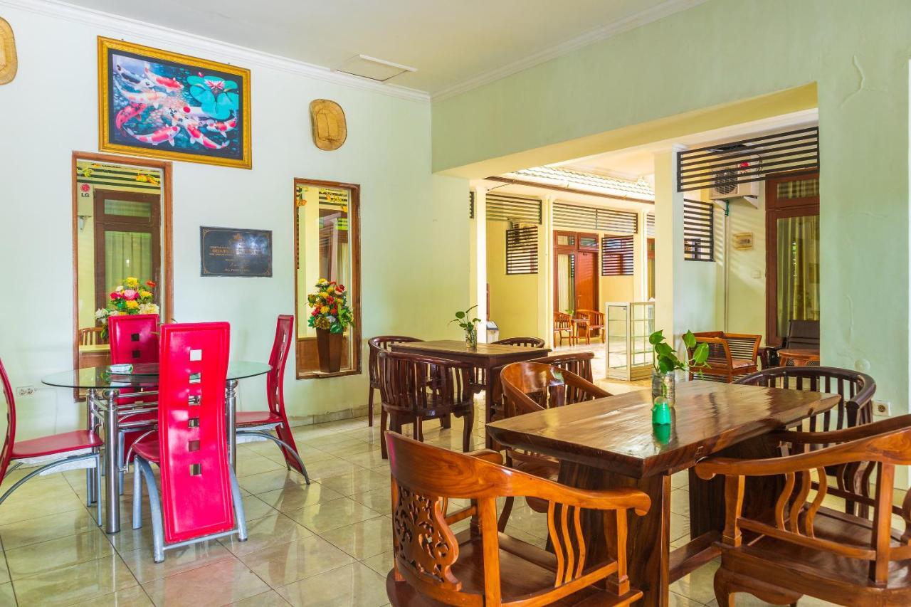 Super Oyo 1682 Greenia Hotel Kupang  Bagian luar foto