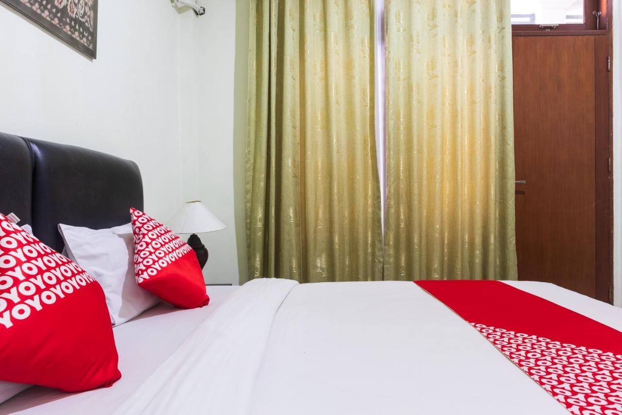 Super Oyo 1682 Greenia Hotel Kupang  Bagian luar foto